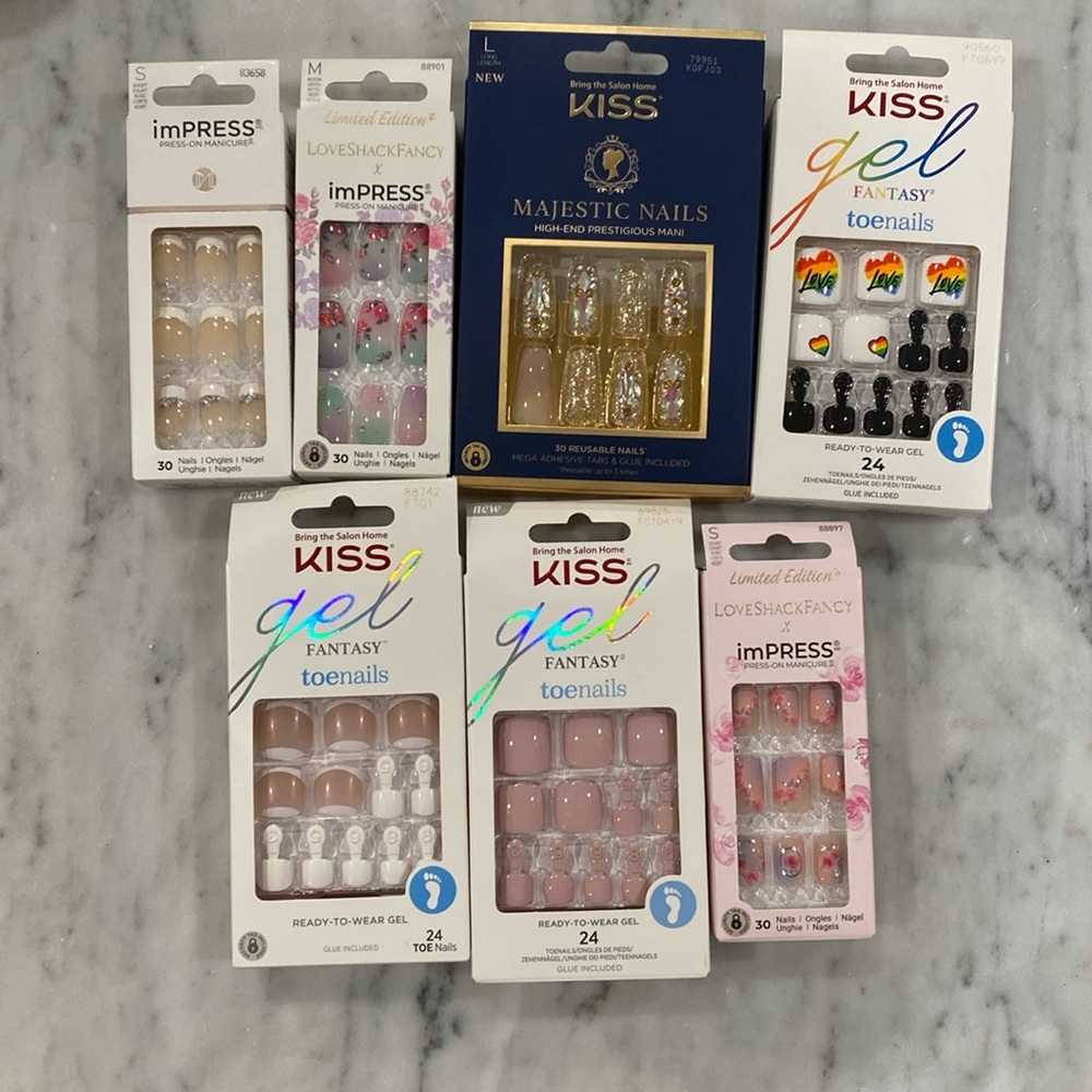 Brand New Kiss Press-on Nails